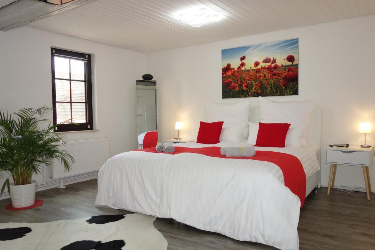 Happy-Homes Red - Up To 5 - Kueche - W-Lan - Netflix - Honig - Terrasse Altenstädt Eksteriør bilde